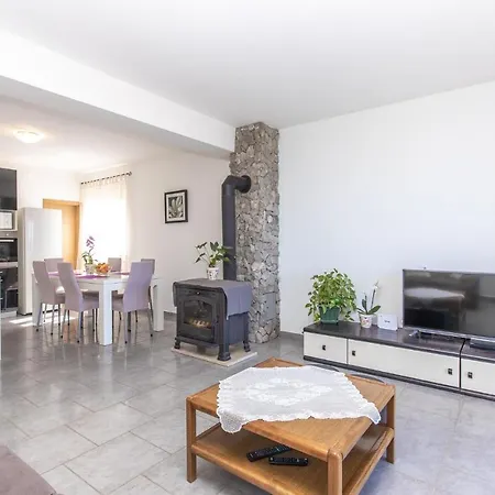 Apartman 3 Bedroom Cozy In