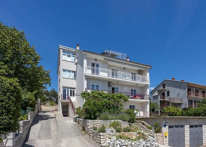 Apartamento Awesome In Novi Vinodolski