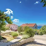 3 Bedroom Cozy In Appartamento *