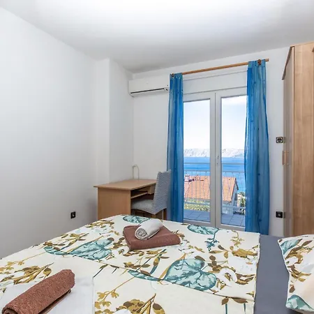 Lovely In With Wifi Apartment Novi Vinodolski